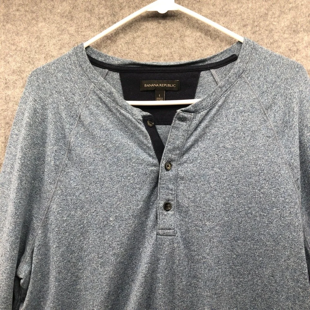 Banana Republic Long Sleeve Henley T-Shirt Mens L Heather Blue Cozy Jersey